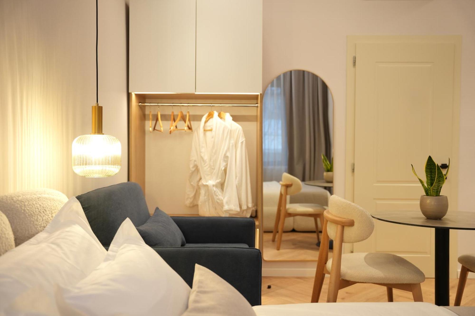 Nea Deluxe Apart-Hotel ติรานา ภายนอก รูปภาพ